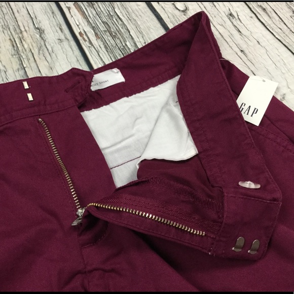 Gap Women 16 or 20 Shorts Wine Burgundy Shorts - Picture 3 of 4